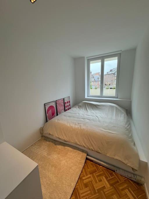 Appartement Neuf En Plein Centre Namur Exterior photo